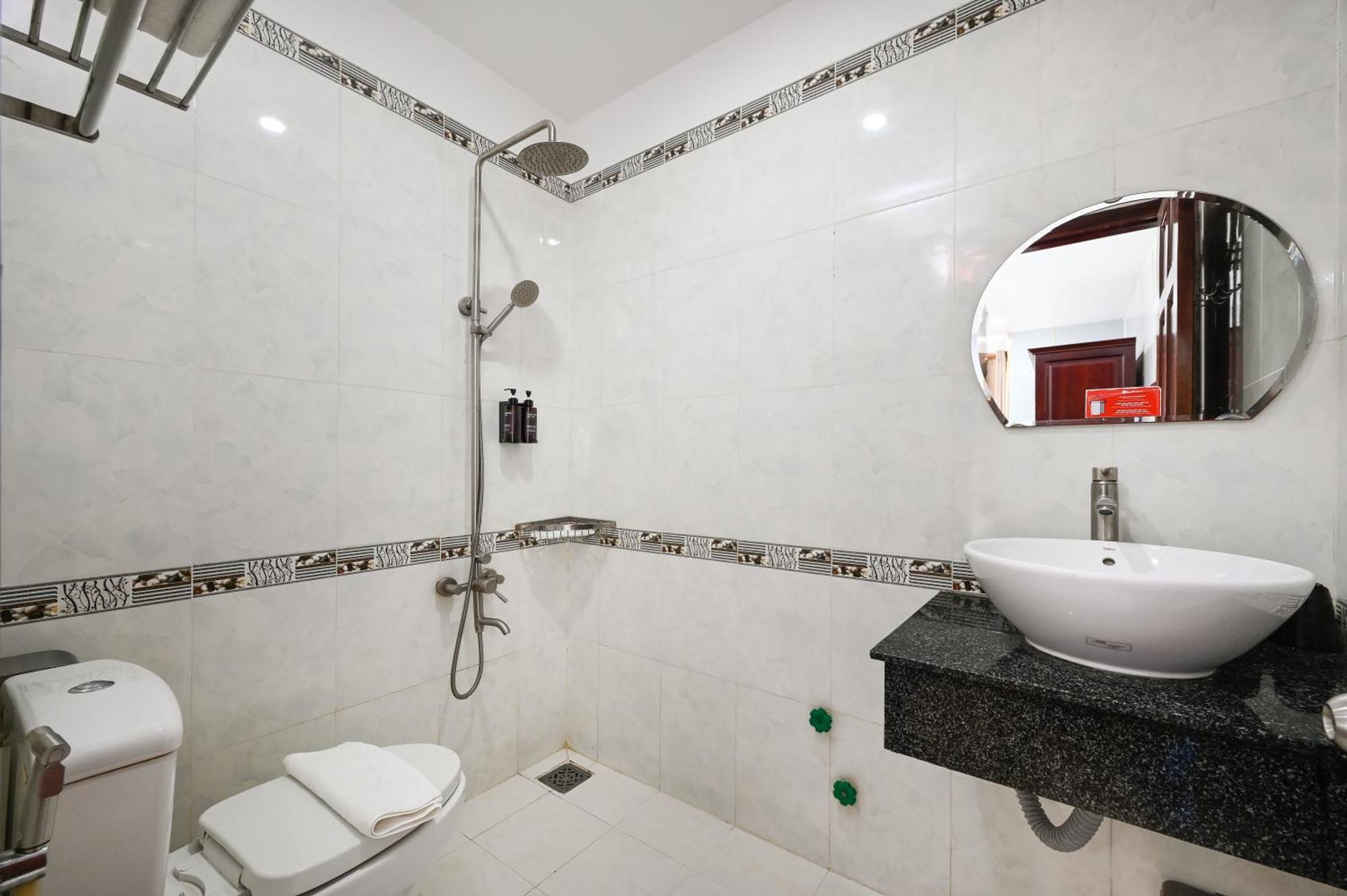 Gia Hoa Airport Hotel Ho Chi Minh City Exterior photo
