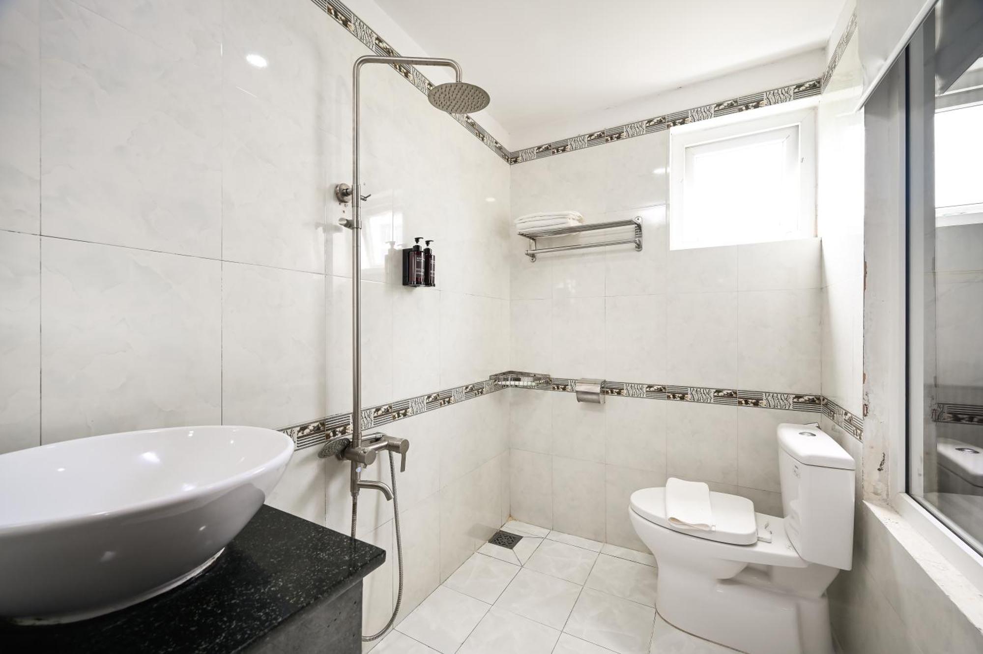 Gia Hoa Airport Hotel Ho Chi Minh City Exterior photo